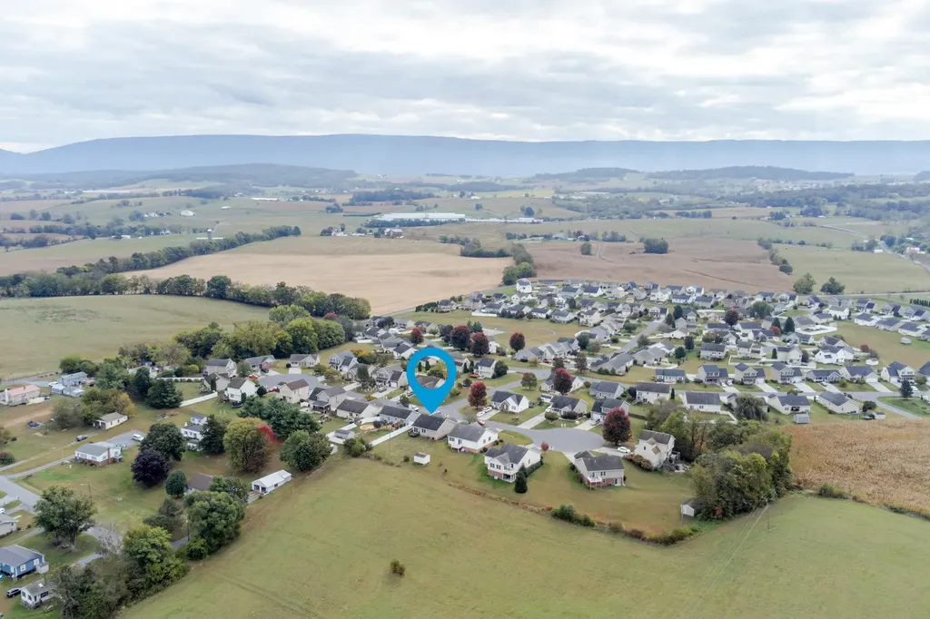 3120 Pride Circle Broadway VA 22815