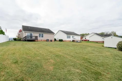 3120 Pride Circle Broadway VA 22815