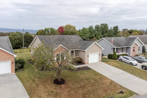 3120 Pride Circle Broadway VA 22815