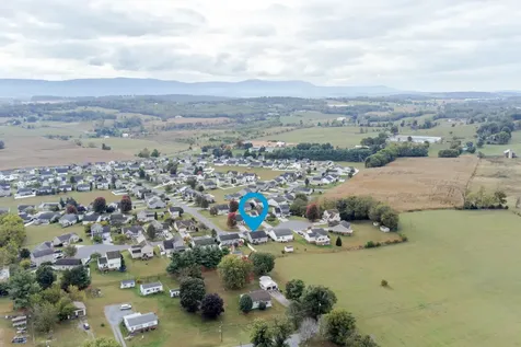 3120 Pride Circle Broadway VA 22815