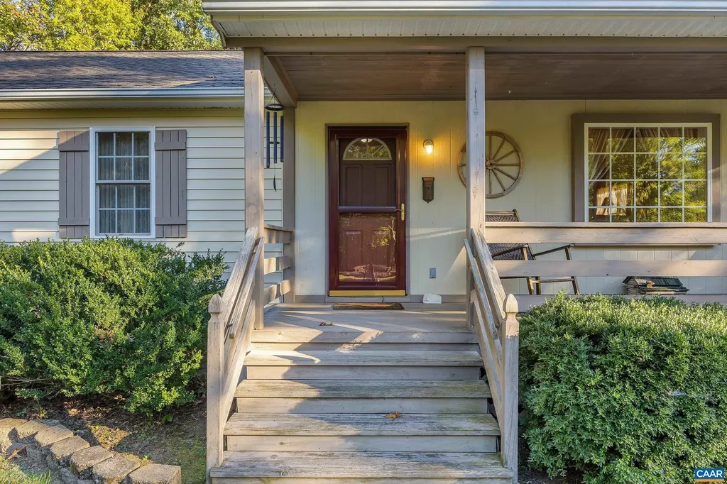 1211 Tisdale Road Louisa VA 23093