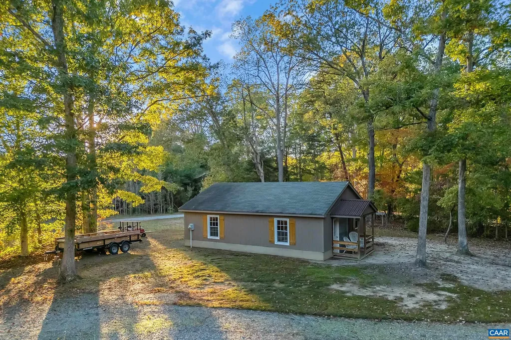 1211 Tisdale Road Louisa VA 23093