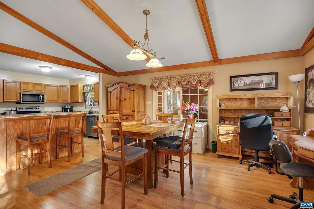 1211 Tisdale Road Louisa VA 23093