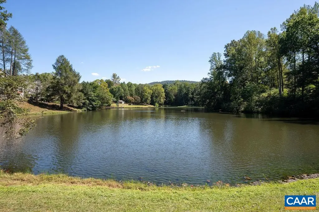 1549 Reynovia Drive Charlottesville VA 22902