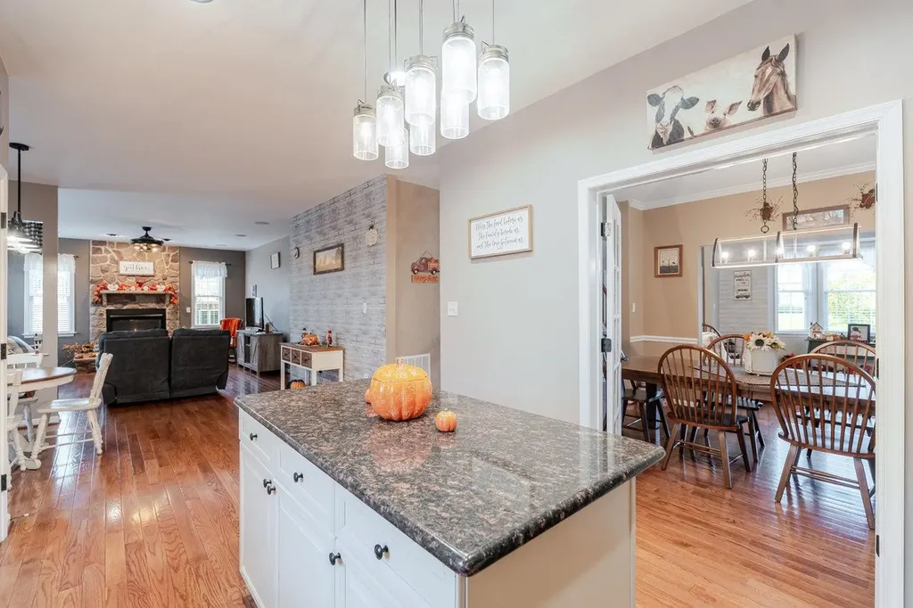 209 Buchanan Drive Broadway VA 22815