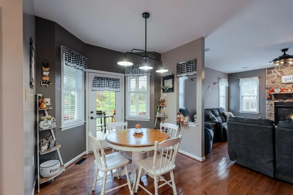 209 Buchanan Drive Broadway VA 22815