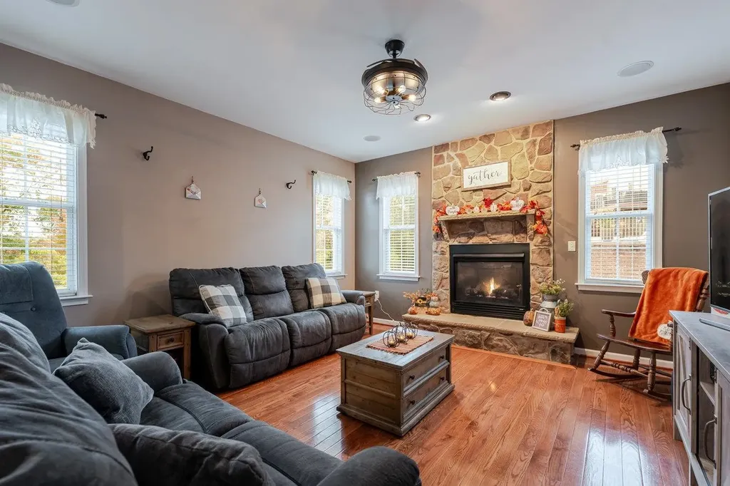 209 Buchanan Drive Broadway VA 22815