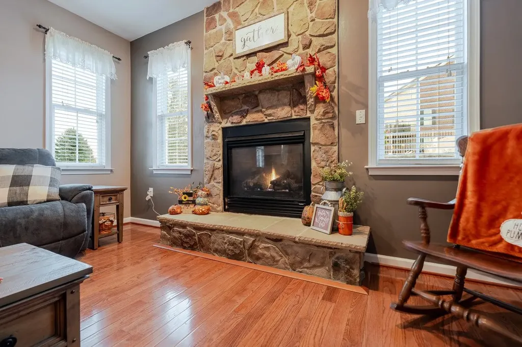 209 Buchanan Drive Broadway VA 22815