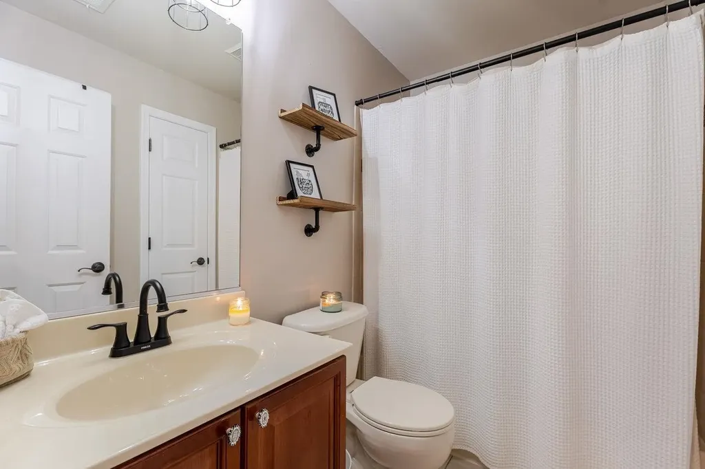 209 Buchanan Drive Broadway VA 22815