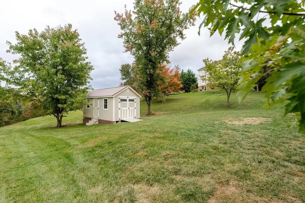 209 Buchanan Drive Broadway VA 22815