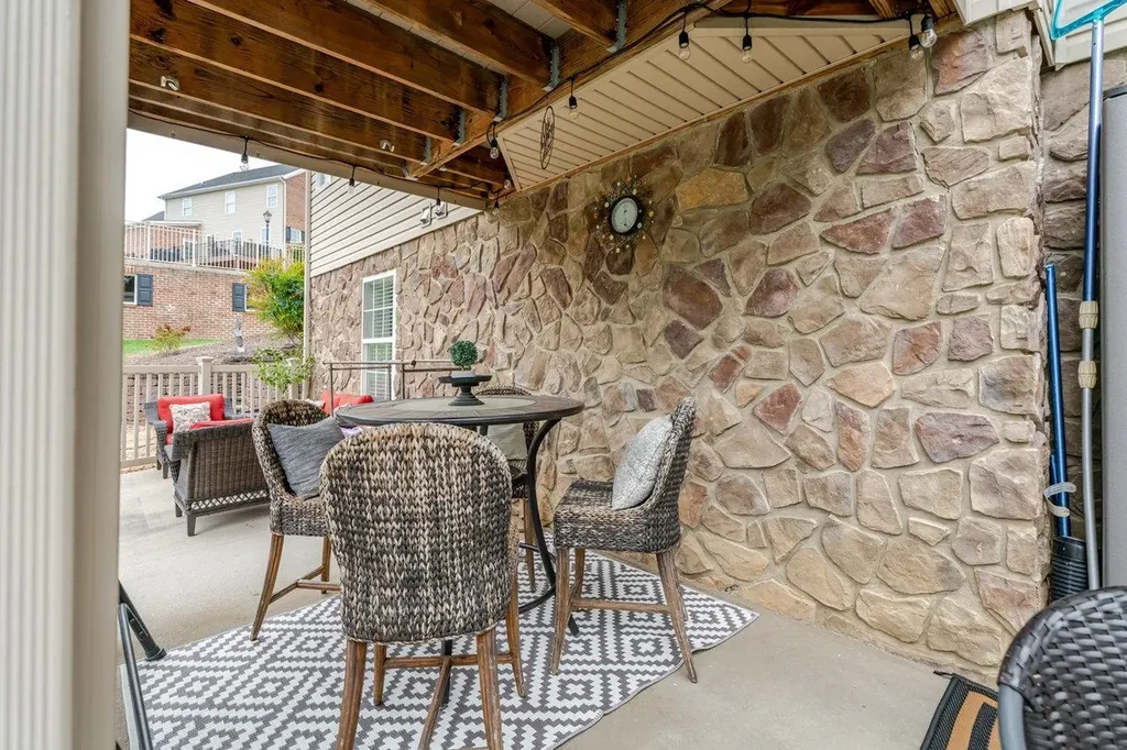 209 Buchanan Drive Broadway VA 22815