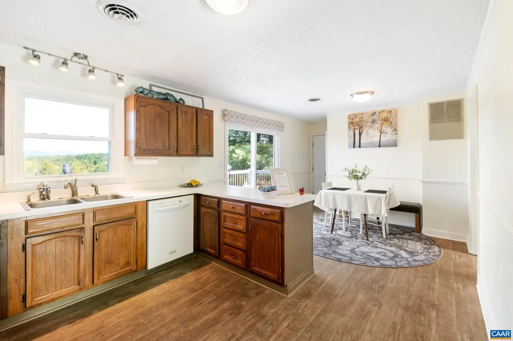 518 Jester Lane Charlottesville VA 22911