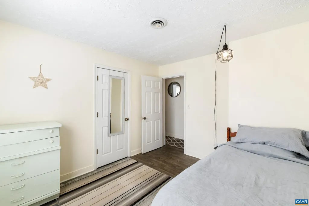 518 Jester Lane Charlottesville VA 22911