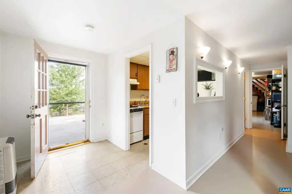 518 Jester Lane Charlottesville VA 22911