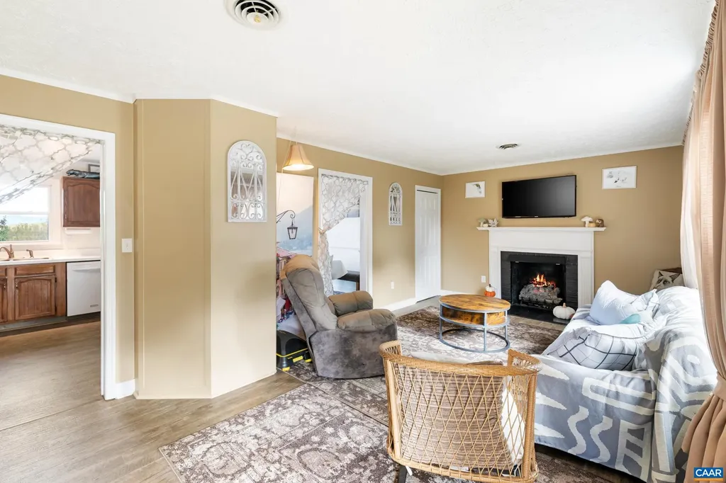 518 Jester Lane Charlottesville VA 22911