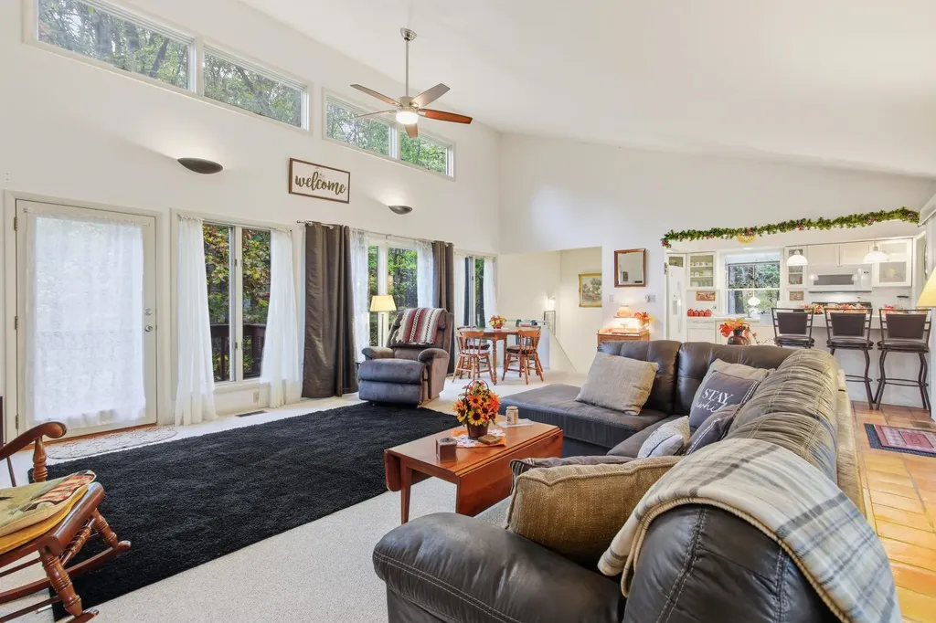 16 Spruce Hollow Road Basye VA 22810