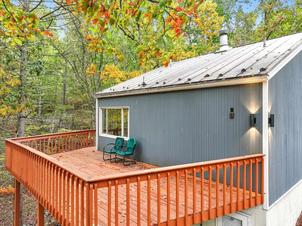 16 Spruce Hollow Road Basye VA 22810