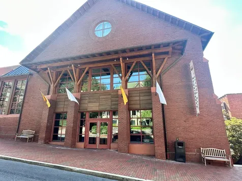 623 Bull Run Staunton VA 24401