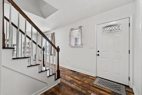 623 Bull Run Staunton VA 24401