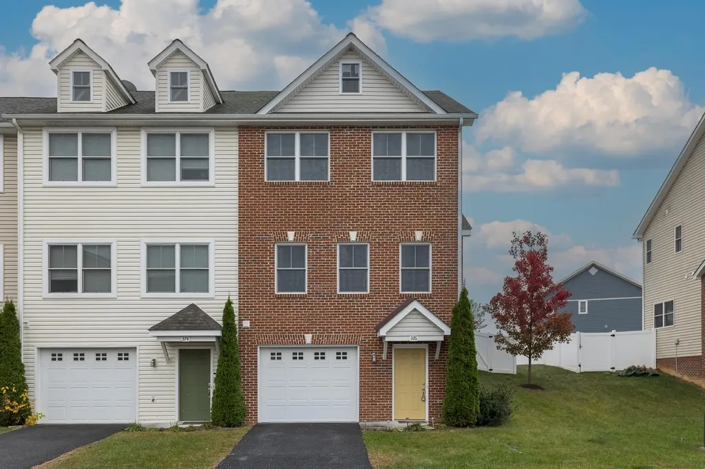 376 Tanzanite Drive Harrisonburg VA 22801