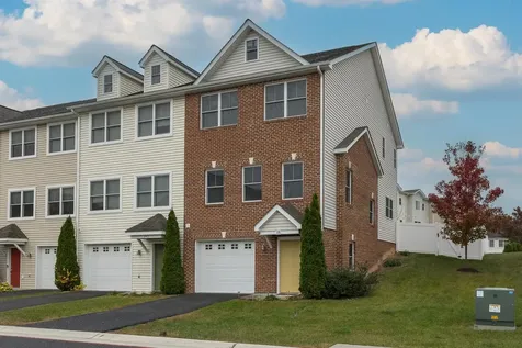 376 Tanzanite Drive Harrisonburg VA 22801