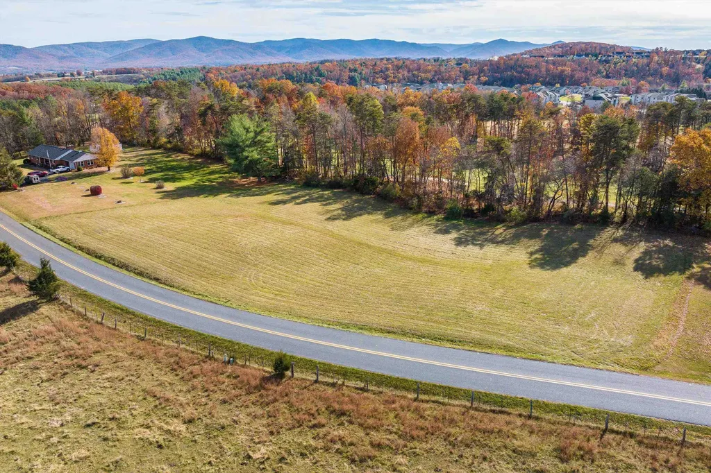 Resort Drive Mcgaheysville VA 22840