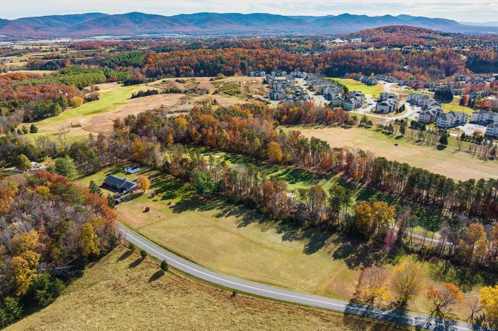 Resort Drive Mcgaheysville VA 22840