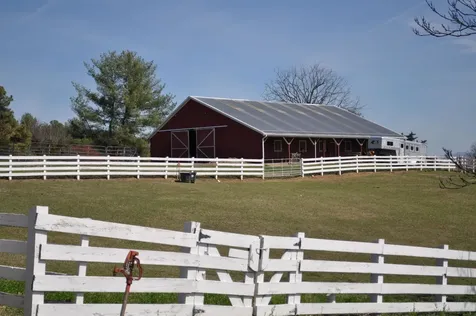 1004 Beverley Street E Staunton VA 24401