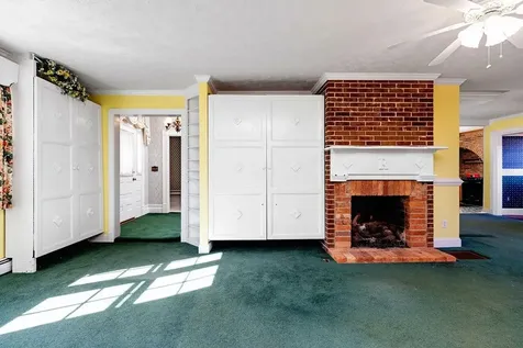 1004 Beverley Street E Staunton VA 24401