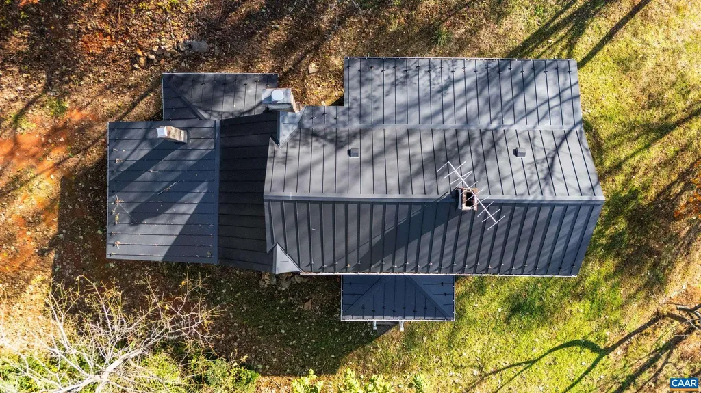 2728 East Branch Loop Roseland VA 22967