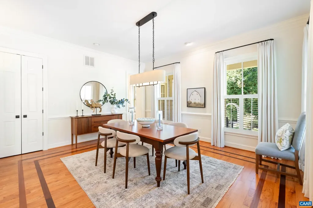 1526 Monocan Drive Nellysford VA 22958