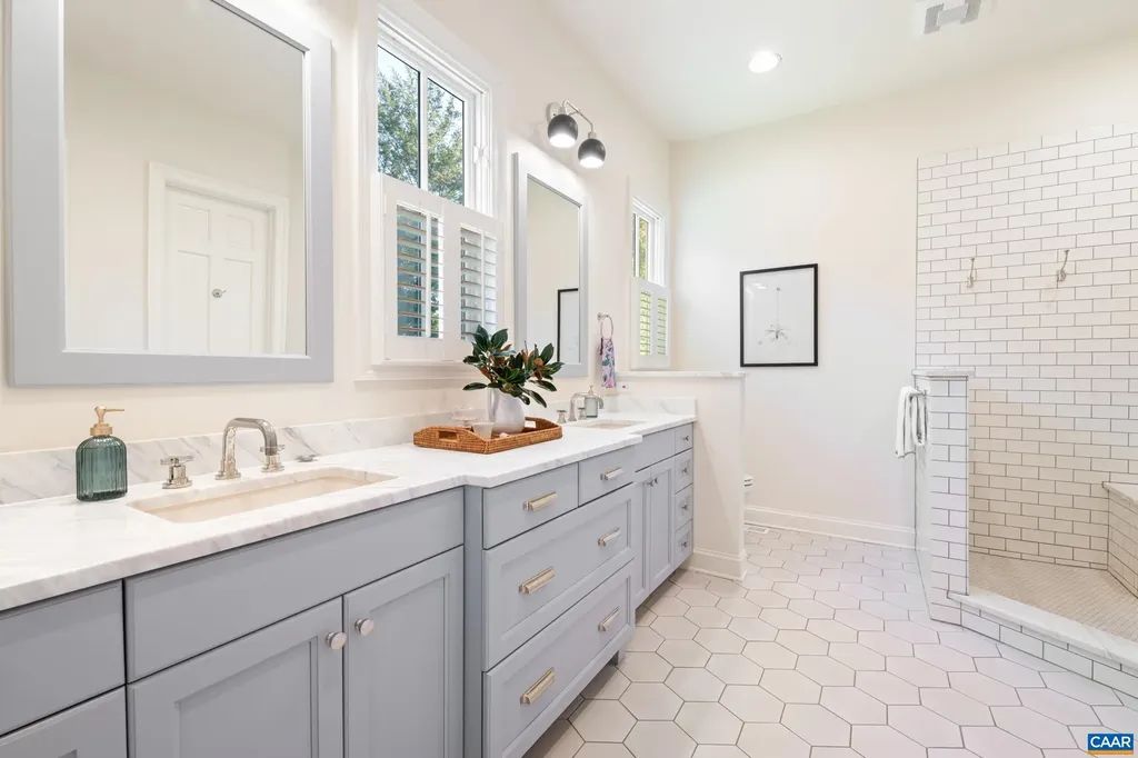 1526 Monocan Drive Nellysford VA 22958