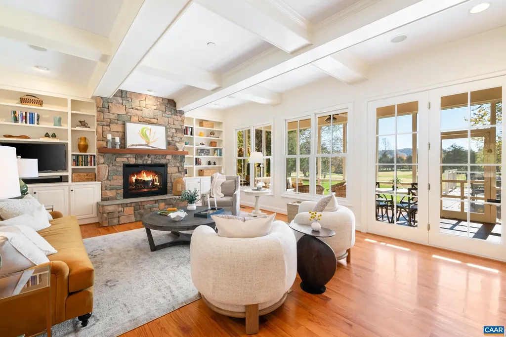 1526 Monocan Drive Nellysford VA 22958