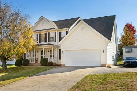 22 Beatrice Court Fishersville VA 22939