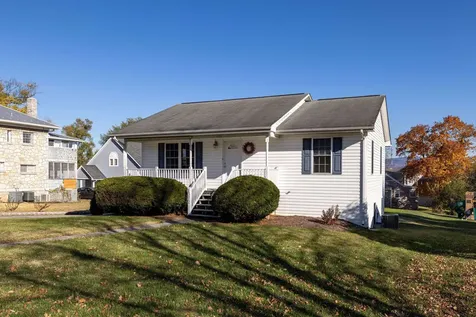 1072 College Avenue Harrisonburg VA 22802