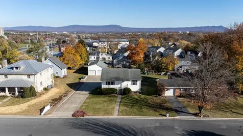 1072 College Avenue Harrisonburg VA 22802