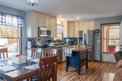 19511 Huckleberry Road Elkton VA 22827