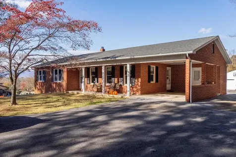 19511 Huckleberry Road Elkton VA 22827