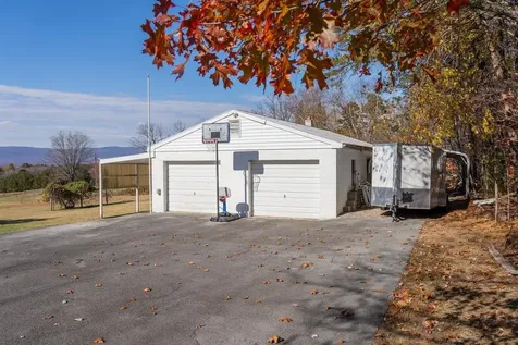 19511 Huckleberry Road Elkton VA 22827