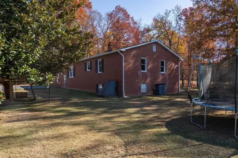 19511 Huckleberry Road Elkton VA 22827