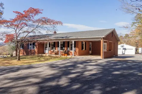 19511 Huckleberry Road Elkton VA 22827