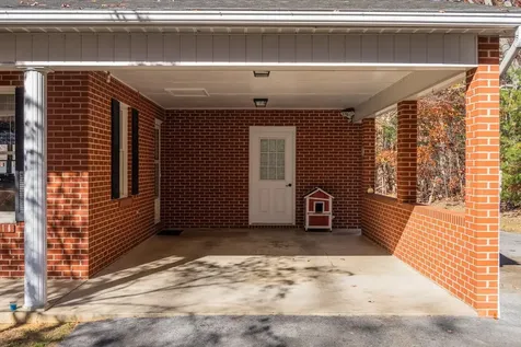 19511 Huckleberry Road Elkton VA 22827