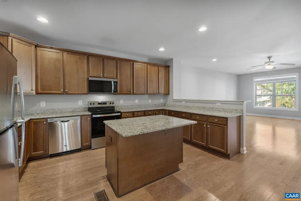1610 Kempton Place Charlottesville VA 22911
