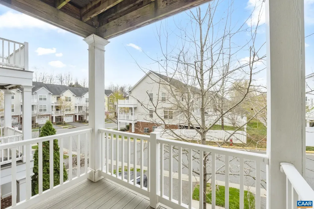 1610 Kempton Place Charlottesville VA 22911