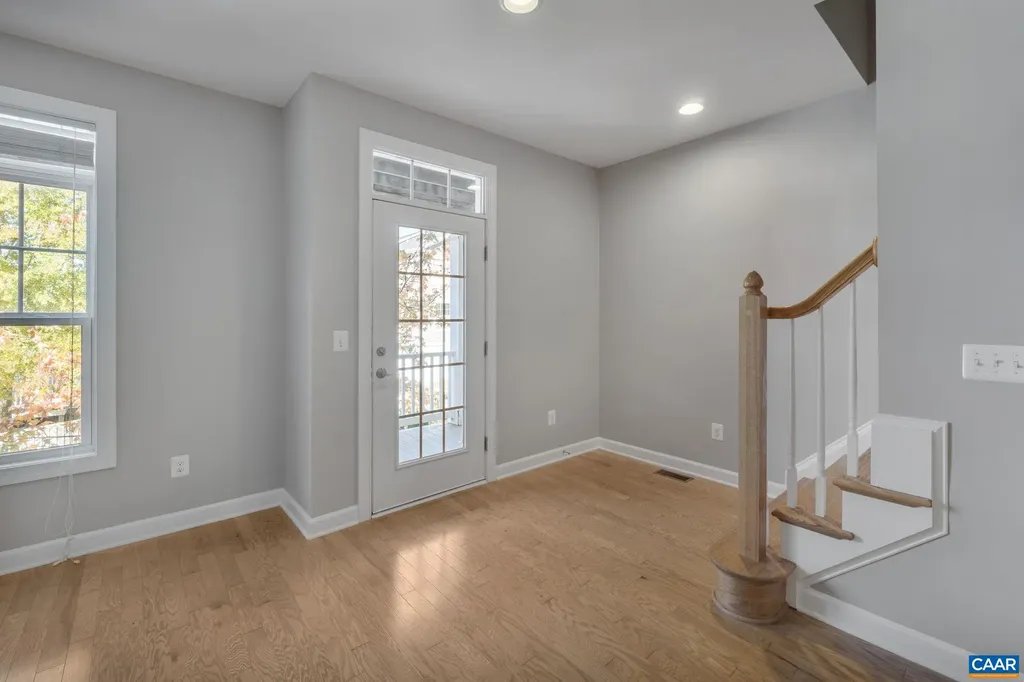 1610 Kempton Place Charlottesville VA 22911
