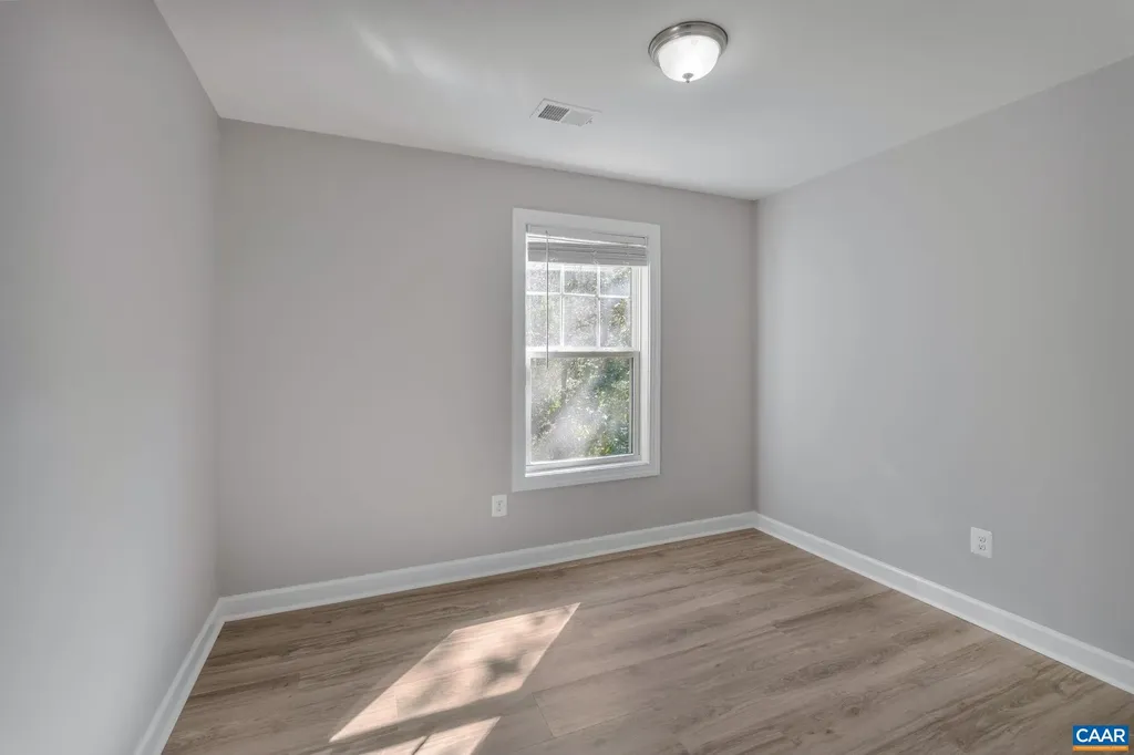 1610 Kempton Place Charlottesville VA 22911