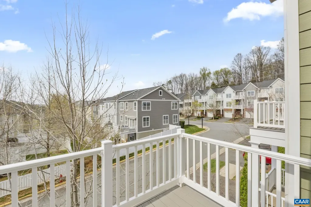 1610 Kempton Place Charlottesville VA 22911