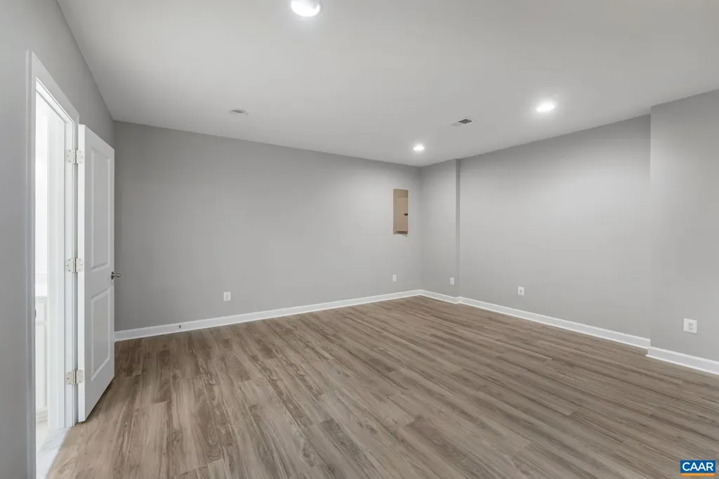 1610 Kempton Place Charlottesville VA 22911