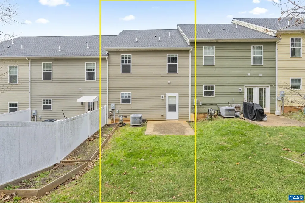 1610 Kempton Place Charlottesville VA 22911