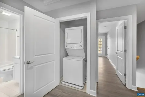 1610 Kempton Place Charlottesville VA 22911